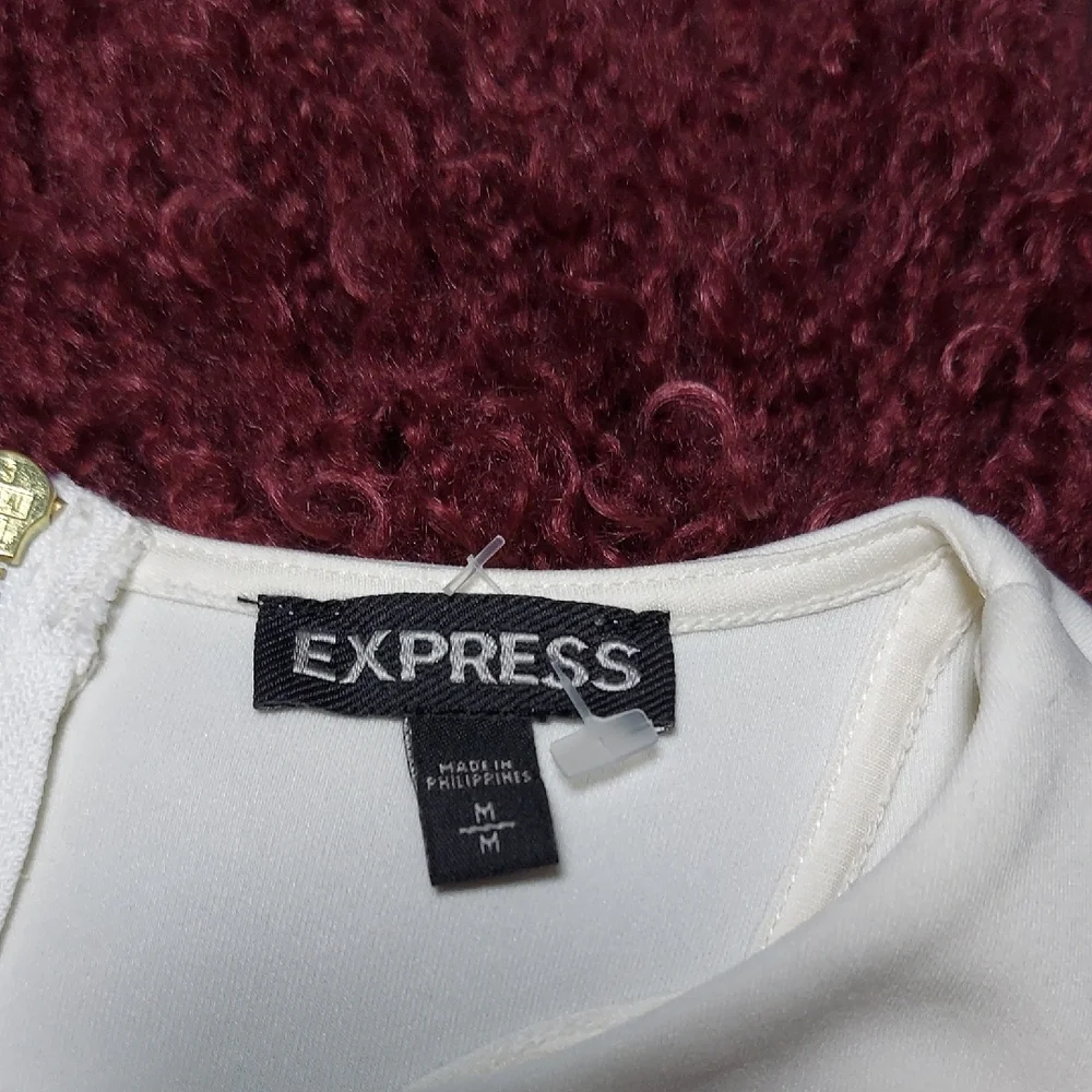 Express Cream Asymmetrical Crop Tank Top - Picture 2 of 9